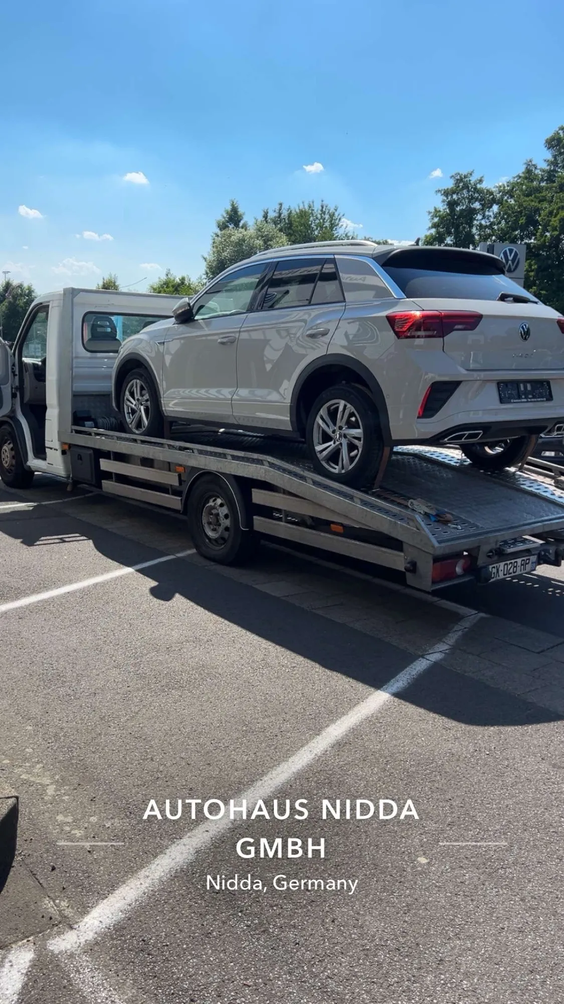Remorquage VW T-Roc longue distance – Auto Express Euro Dépannage